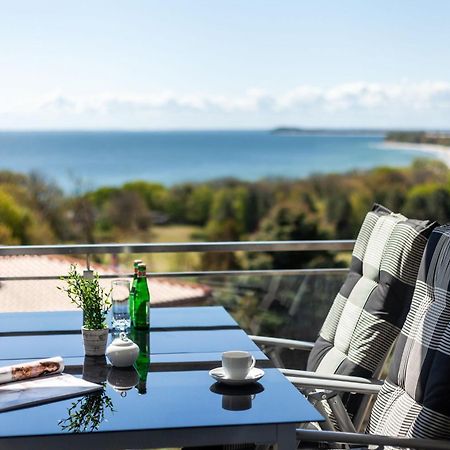 Mit Meerblick Und Balkon, Gratis Nutzung Vom Ahoi Erlebnisbad Und Sauna In Sellin - Meeresblick Fewo 70 Appartement Goehren  Buitenkant foto